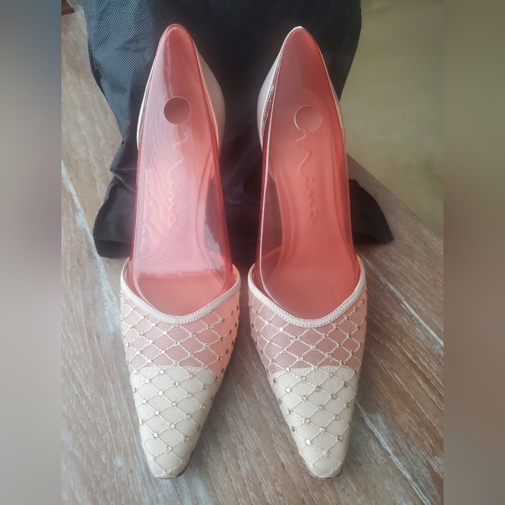 NINA Women's Cream Pumps Satin and Sequin Size 8.5M